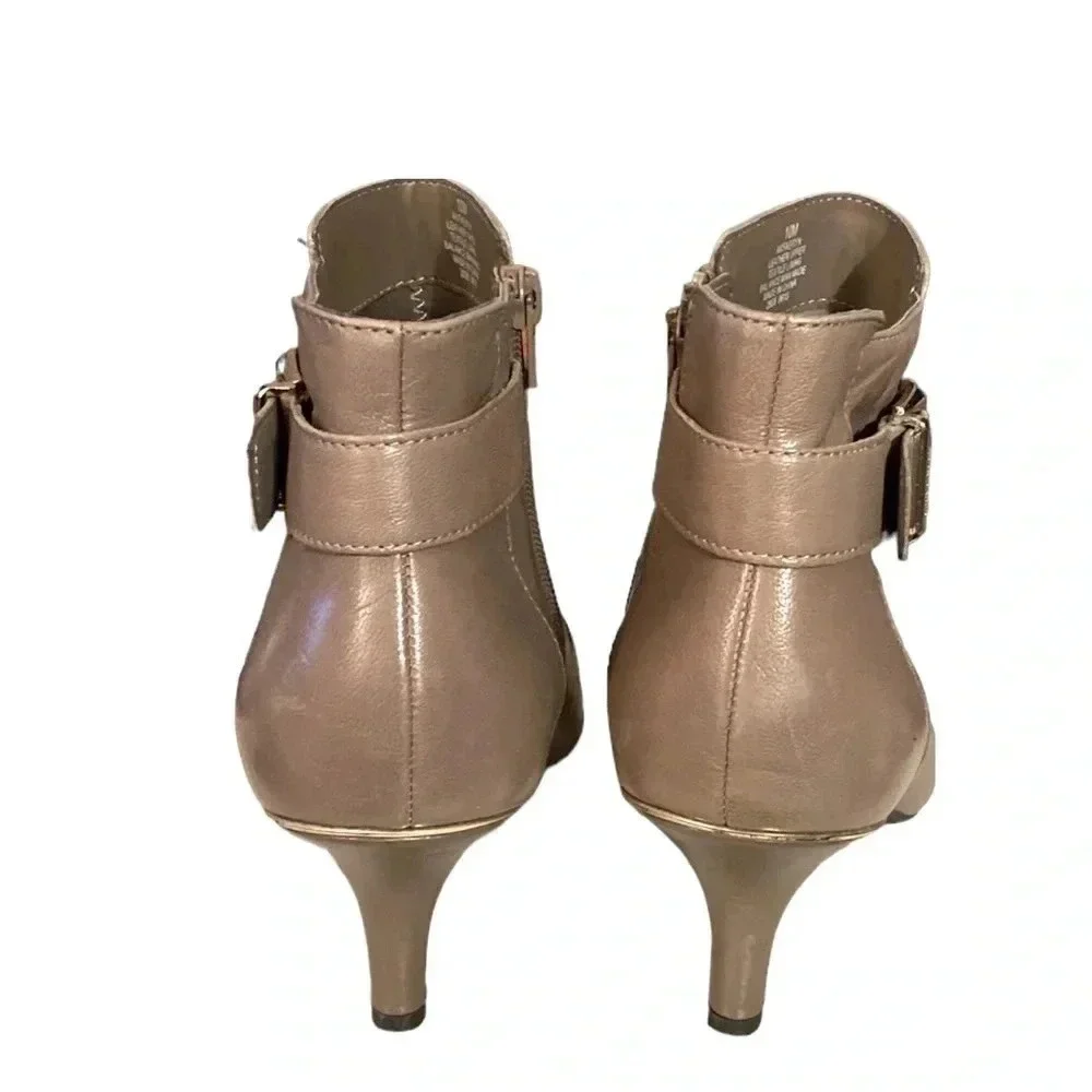 ANNE KLEIN | Faeryn Leather Ankle Taupe Booties Size 10M